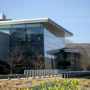 Corning Museum of Glass (wikimedia)