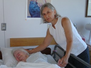 Elaine and her mother 2006